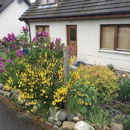 9 Kirk Road Bed and Breakfast Cromdale Esterno foto