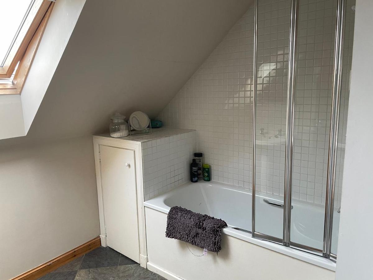 9 Kirk Road Bed and Breakfast Cromdale Esterno foto