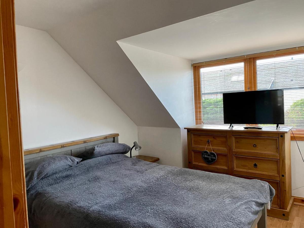 9 Kirk Road Bed and Breakfast Cromdale Esterno foto